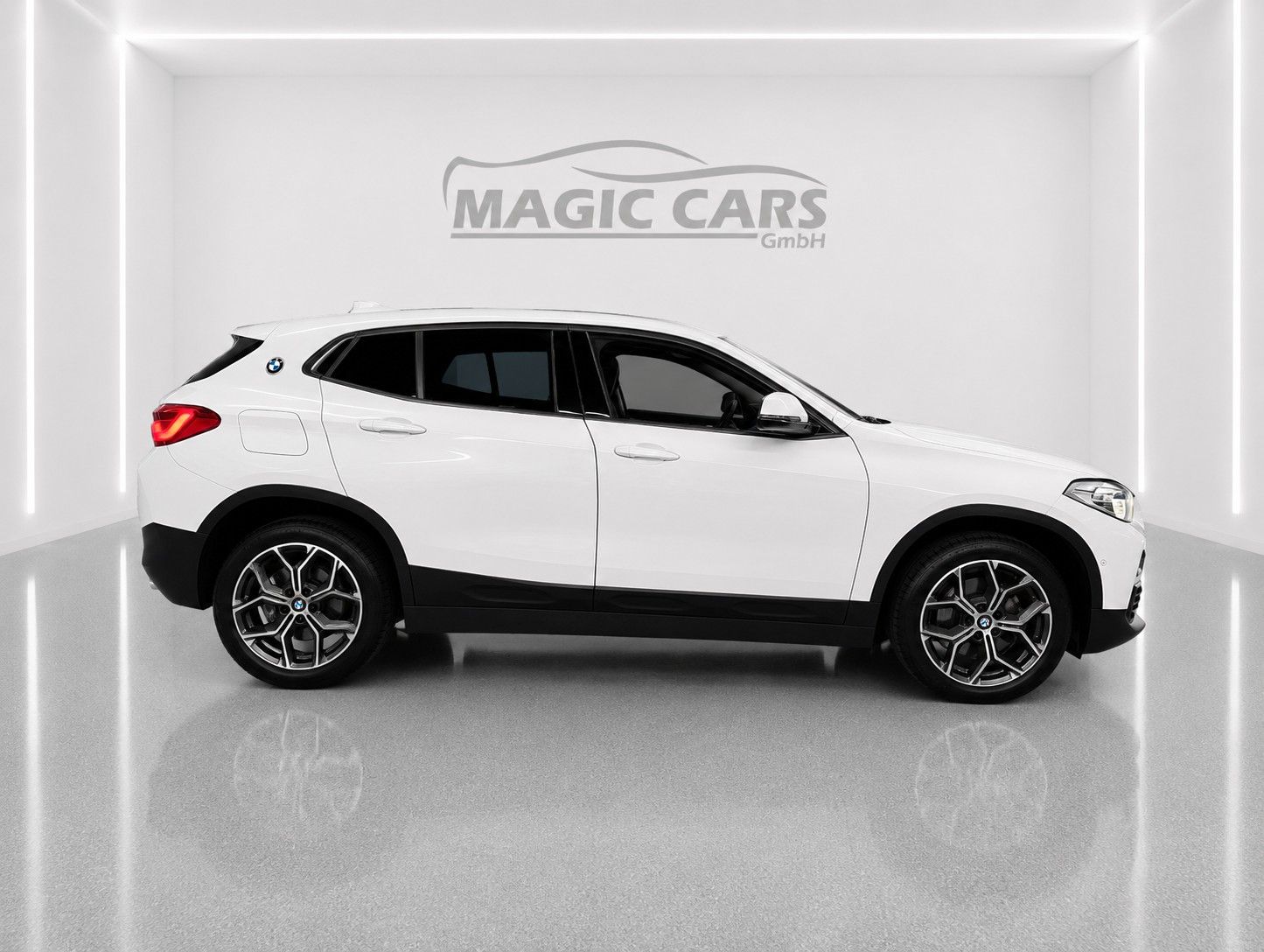 Fahrzeugabbildung BMW X2 xDrive 25 d Advantage Plus*AHK*LED*Head-Up* - mit KI generiert/bearbeitet