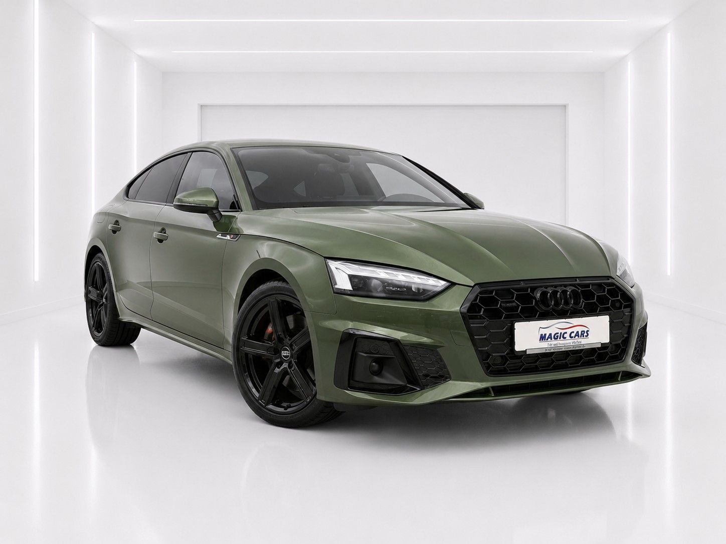Fahrzeugabbildung Audi A5 Sportback 40 TFSI quattro S line *Matrix*B&O* - mit KI generiert/bearbeitet