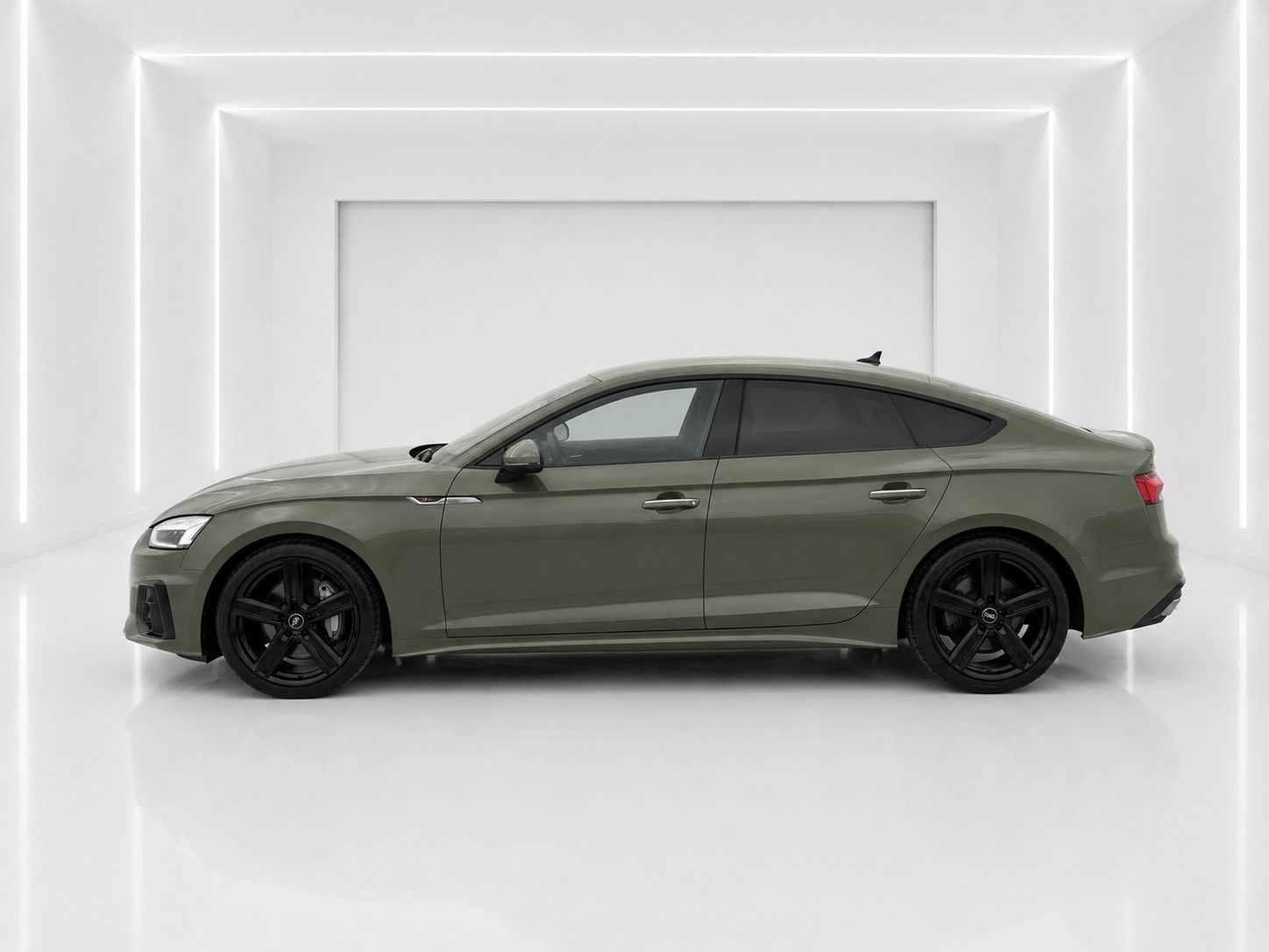Fahrzeugabbildung Audi A5 Sportback 40 TFSI quattro S line *Matrix*B&O* - mit KI generiert/bearbeitet