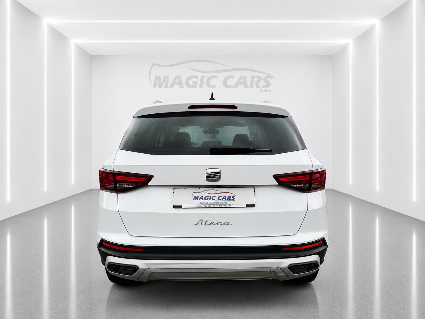 Fahrzeugabbildung SEAT Ateca 2.0 TDI DSG Xperience *LED*AHK*VIRTUAL* - mit KI generiert/bearbeitet