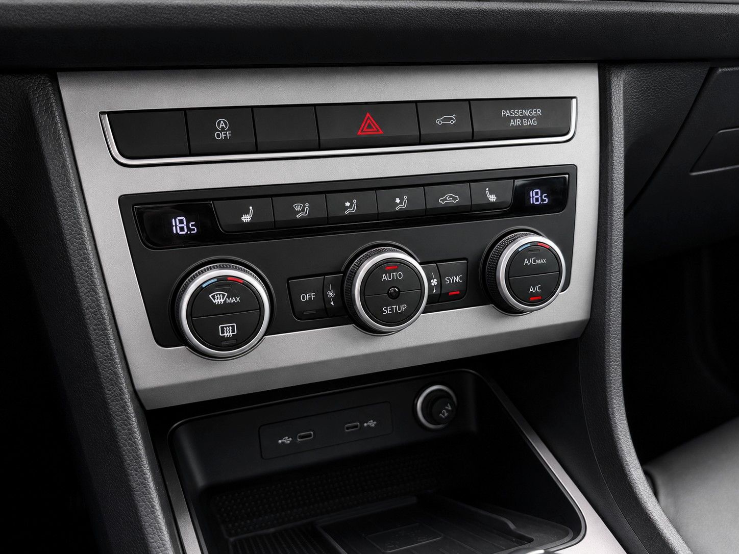 Fahrzeugabbildung SEAT Ateca 2.0 TDI DSG Xperience *LED*AHK*VIRTUAL* - mit KI generiert/bearbeitet