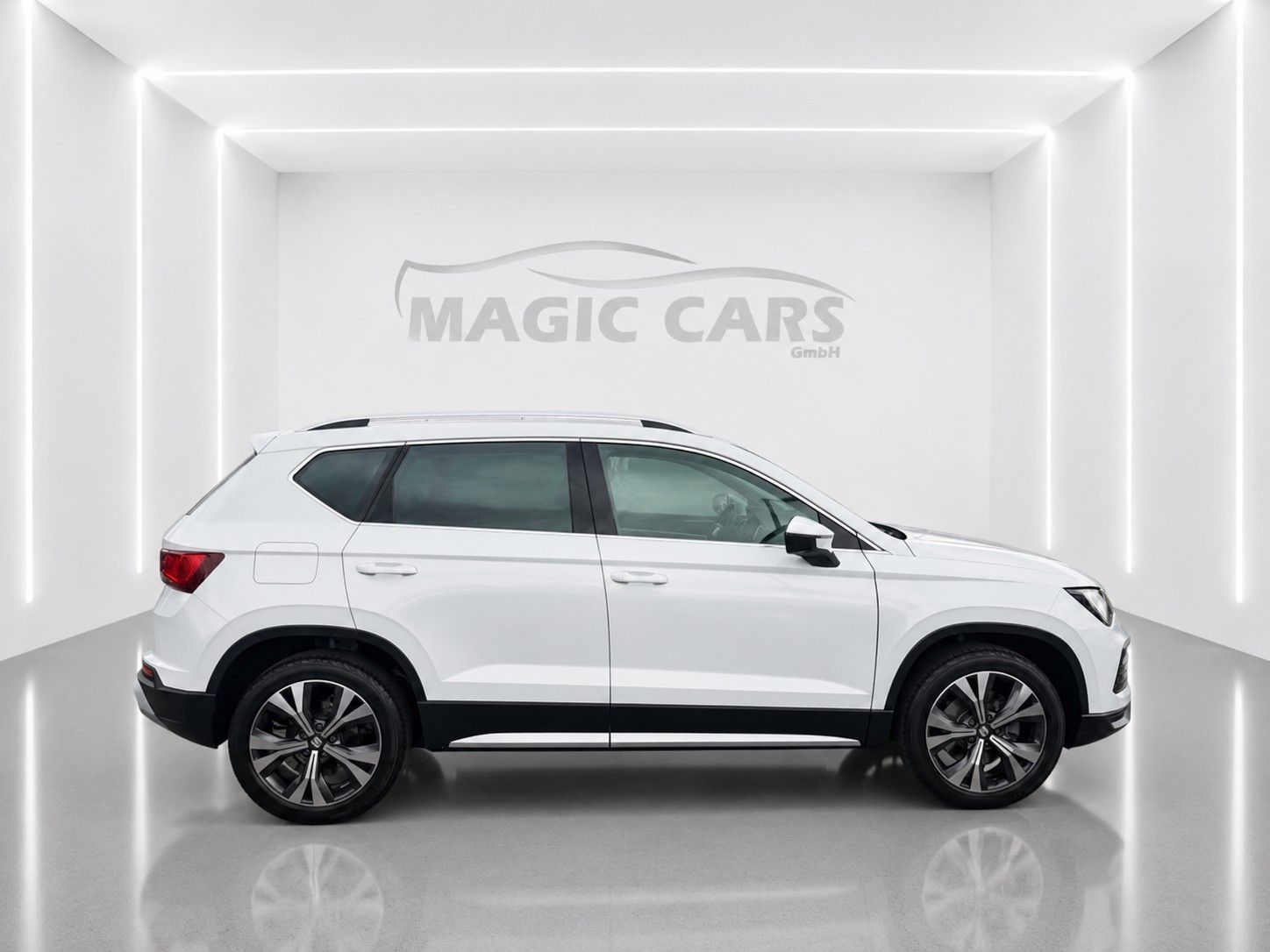 Fahrzeugabbildung SEAT Ateca 2.0 TDI DSG Xperience *LED*AHK*VIRTUAL* - mit KI generiert/bearbeitet