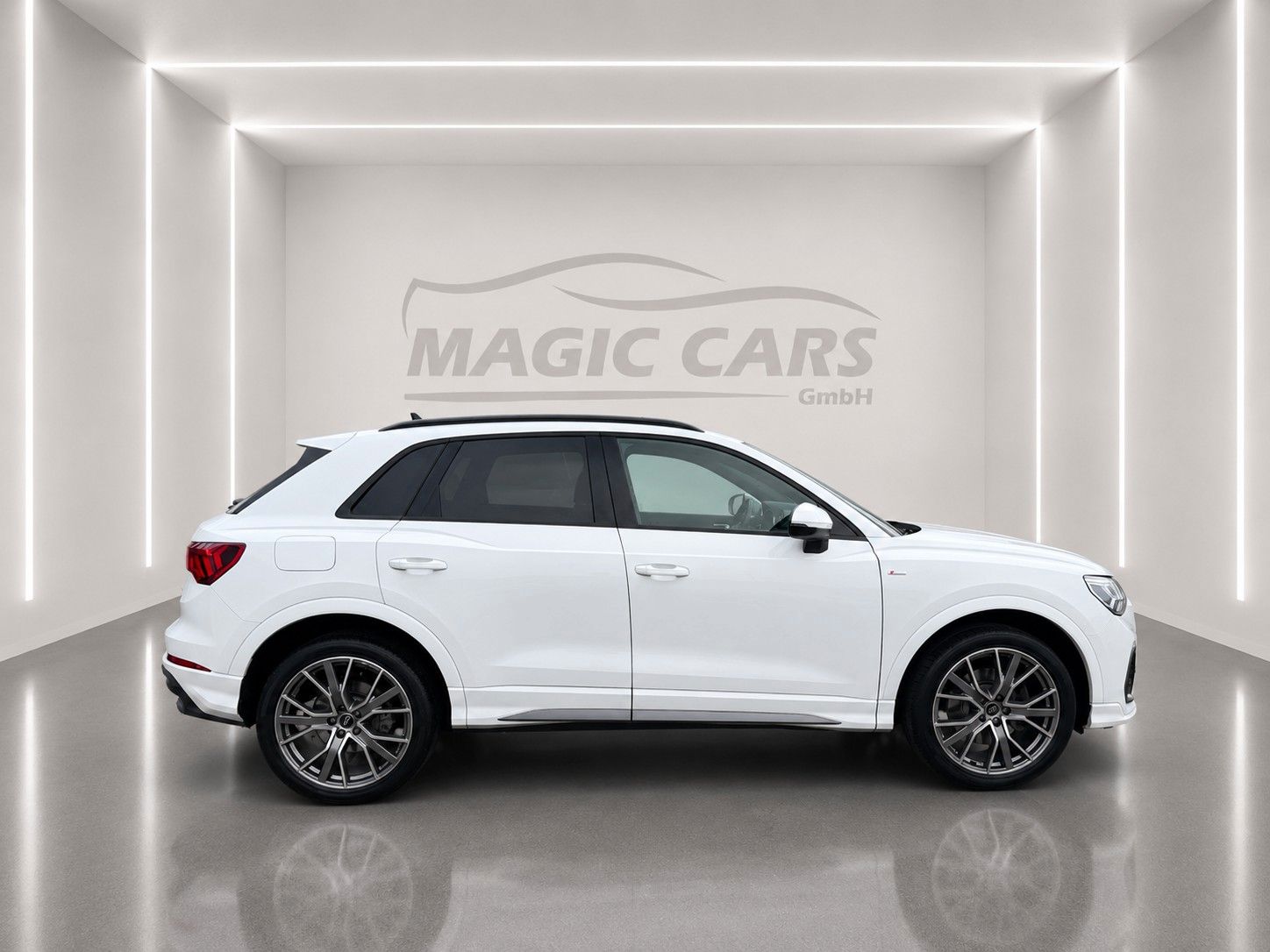 Fahrzeugabbildung Audi Q3 45 TFSI quattro S line *Stand*Virtaul*SONOS* - mit KI generiert/bearbeitet