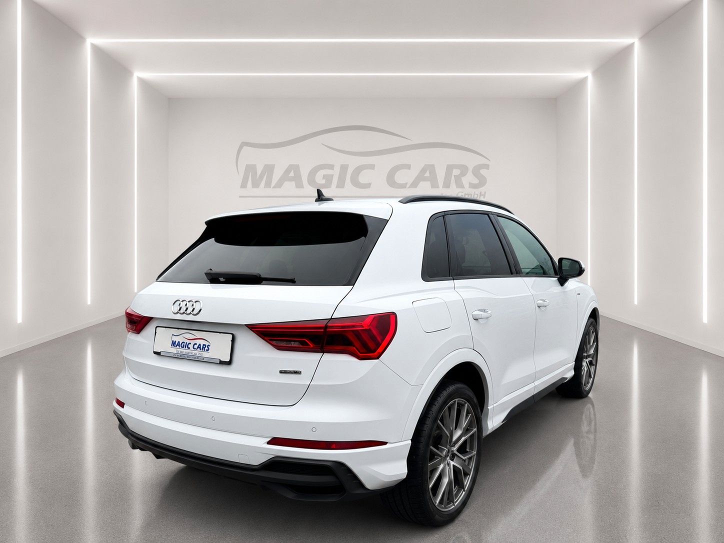Fahrzeugabbildung Audi Q3 45 TFSI quattro S line *Stand*Virtaul*SONOS* - mit KI generiert/bearbeitet