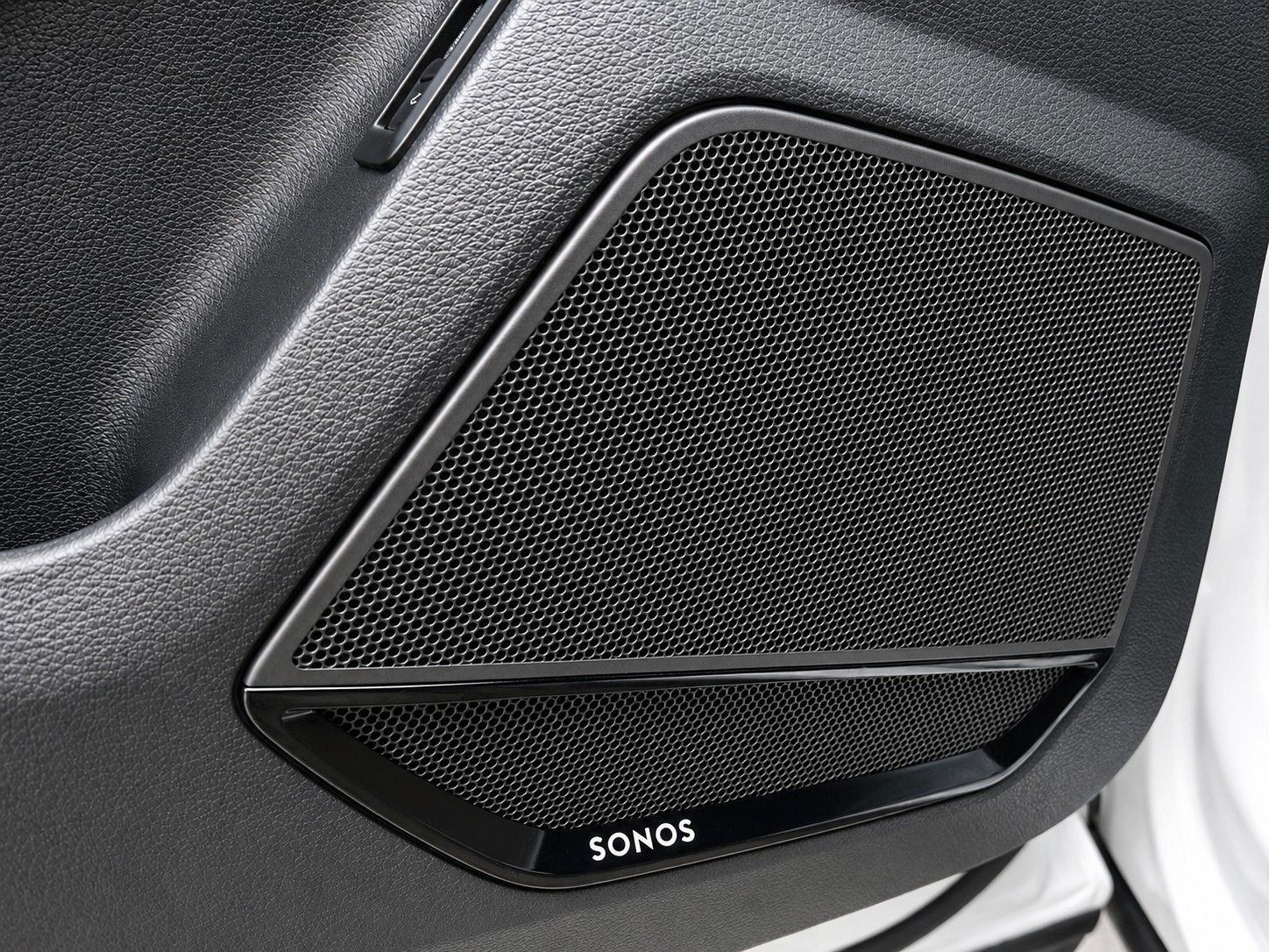 Fahrzeugabbildung Audi Q3 45 TFSI quattro S line *Stand*Virtaul*SONOS* - mit KI generiert/bearbeitet