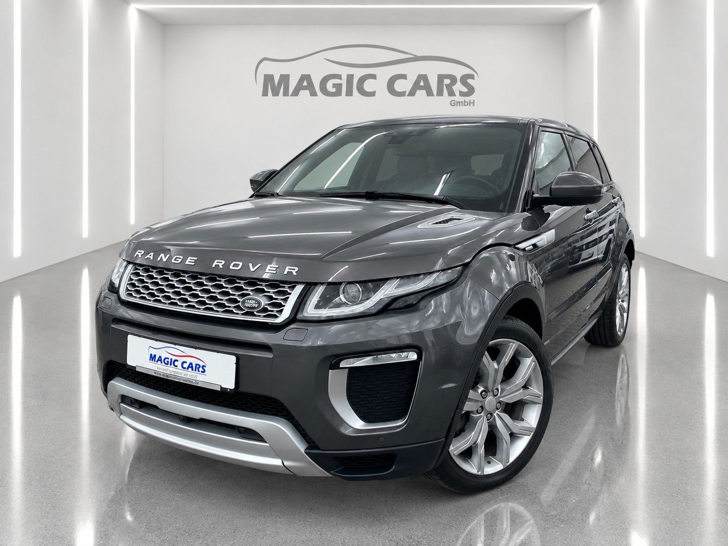 Land Rover Range Rover Evoque TD4 Aut. Autobiography *Pano* - mit KI generiert/bearbeitet