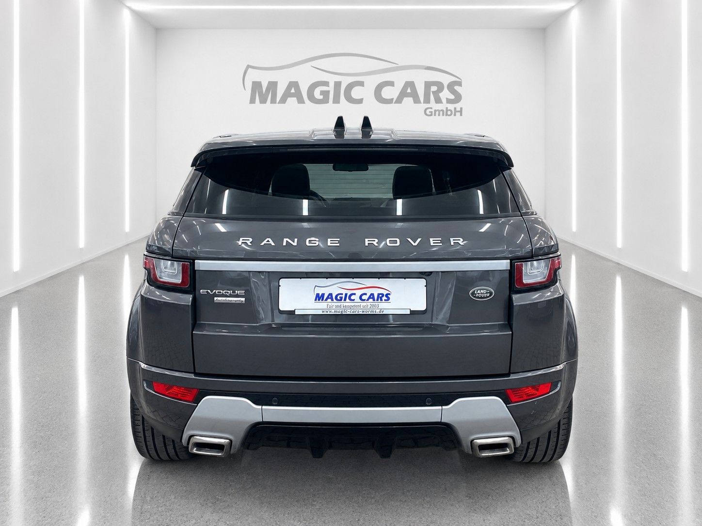 Fahrzeugabbildung Land Rover Range Rover Evoque TD4 Aut. Autobiography *Pano* - mit KI generiert/bearbeitet