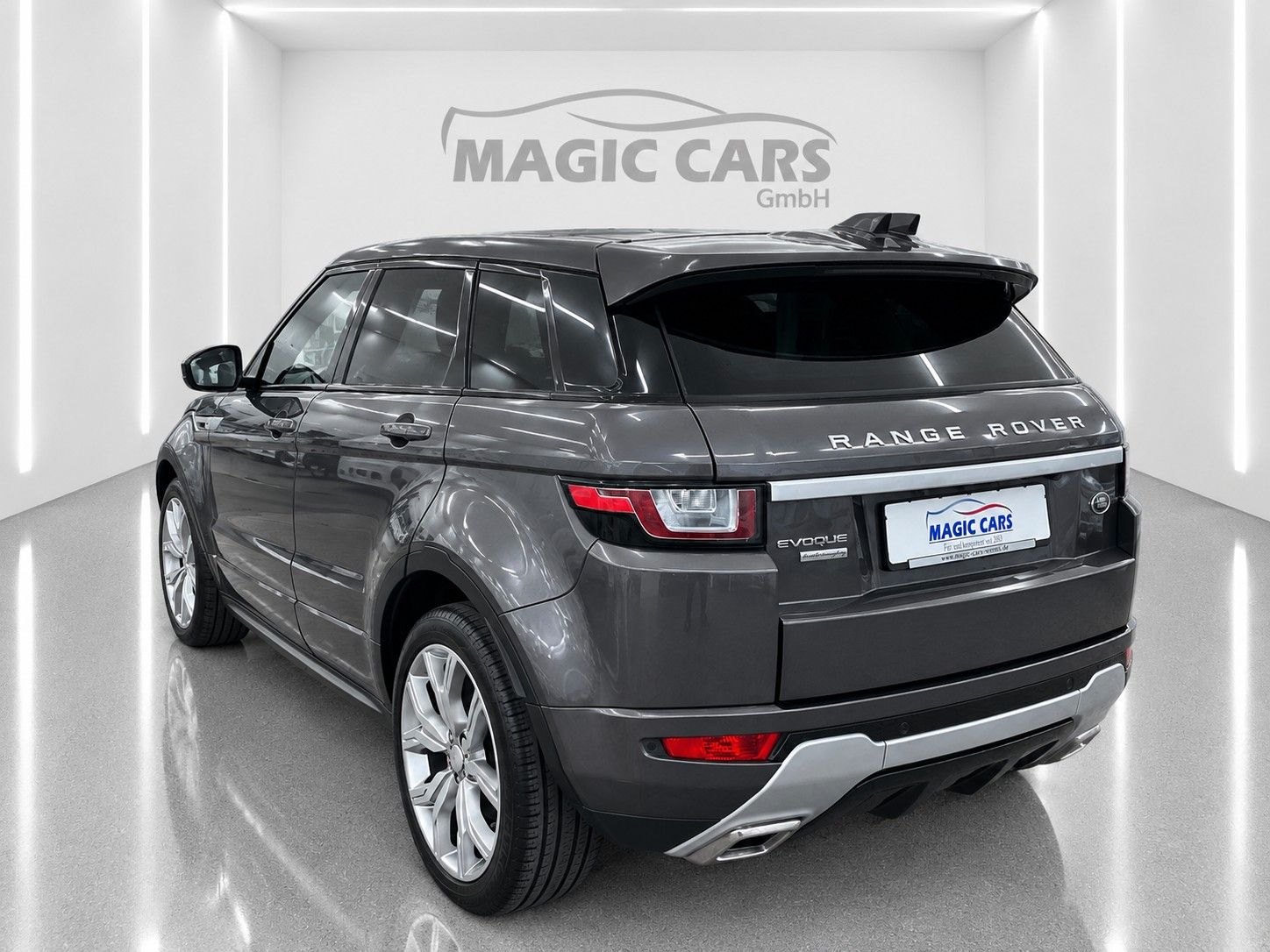 Fahrzeugabbildung Land Rover Range Rover Evoque TD4 Aut. Autobiography *Pano* - mit KI generiert/bearbeitet