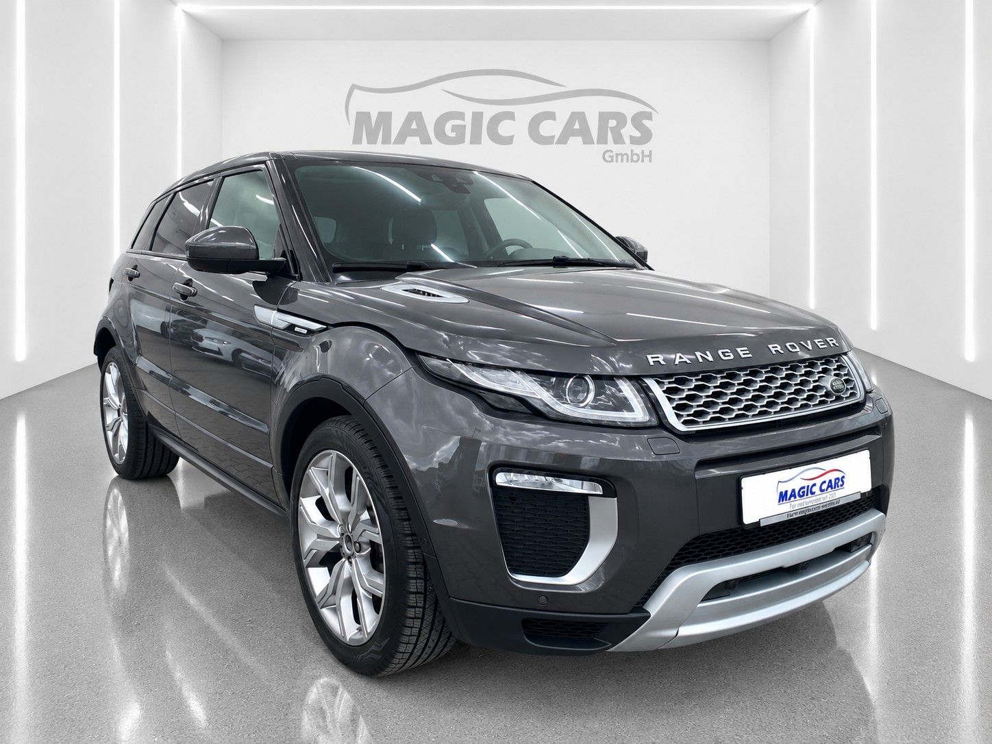 Fahrzeugabbildung Land Rover Range Rover Evoque TD4 Aut. Autobiography *Pano* - mit KI generiert/bearbeitet