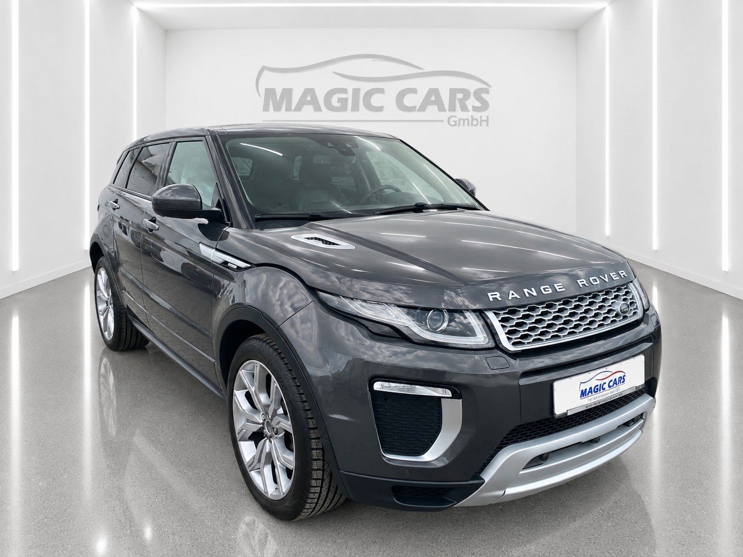 Fahrzeugabbildung Land Rover Range Rover Evoque TD4 Aut. Autobiography *Pano* - mit KI generiert/bearbeitet