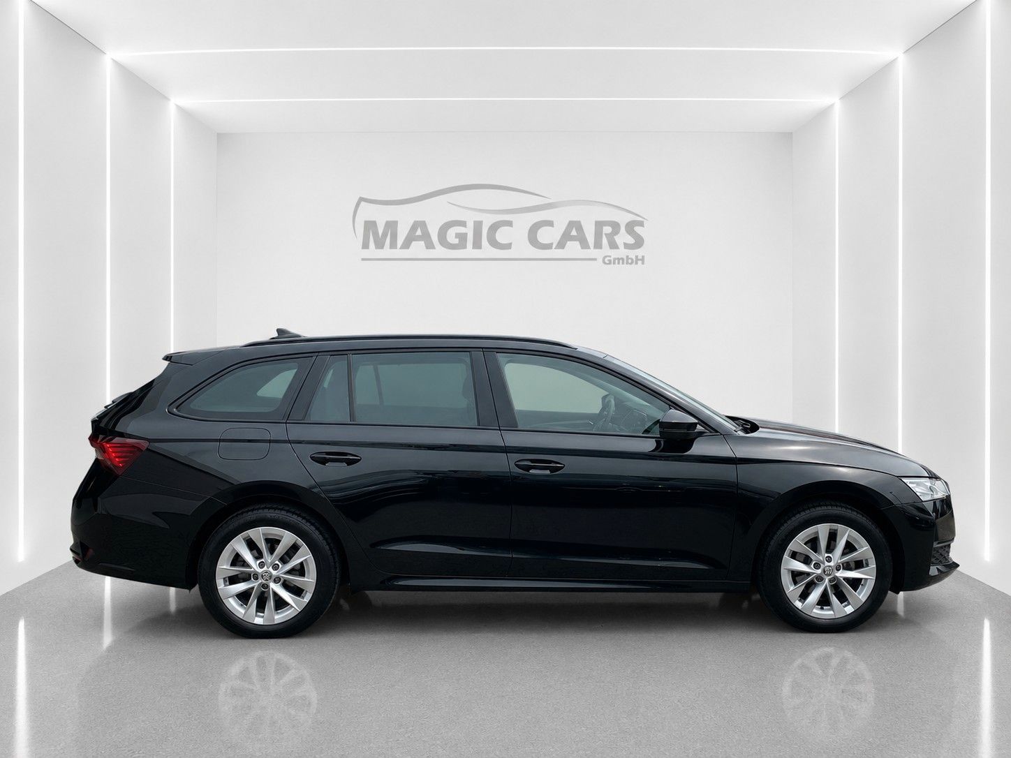 Fahrzeugabbildung SKODA Octavia Combi 2.0 TDI Selection *Matrix*Leder* - mit KI generiert/bearbeitet