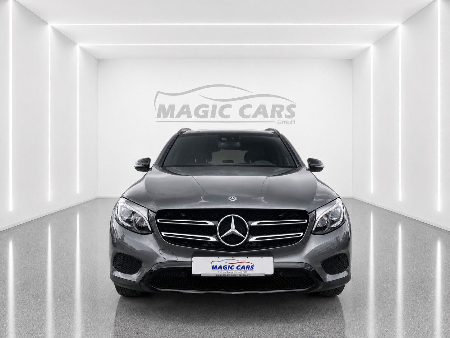 Fahrzeugabbildung Mercedes-Benz GLC 220 d 4Matic 9G Exclusive*AMG-Int.*Pano*AHK* - mit KI generiert/bearbeitet