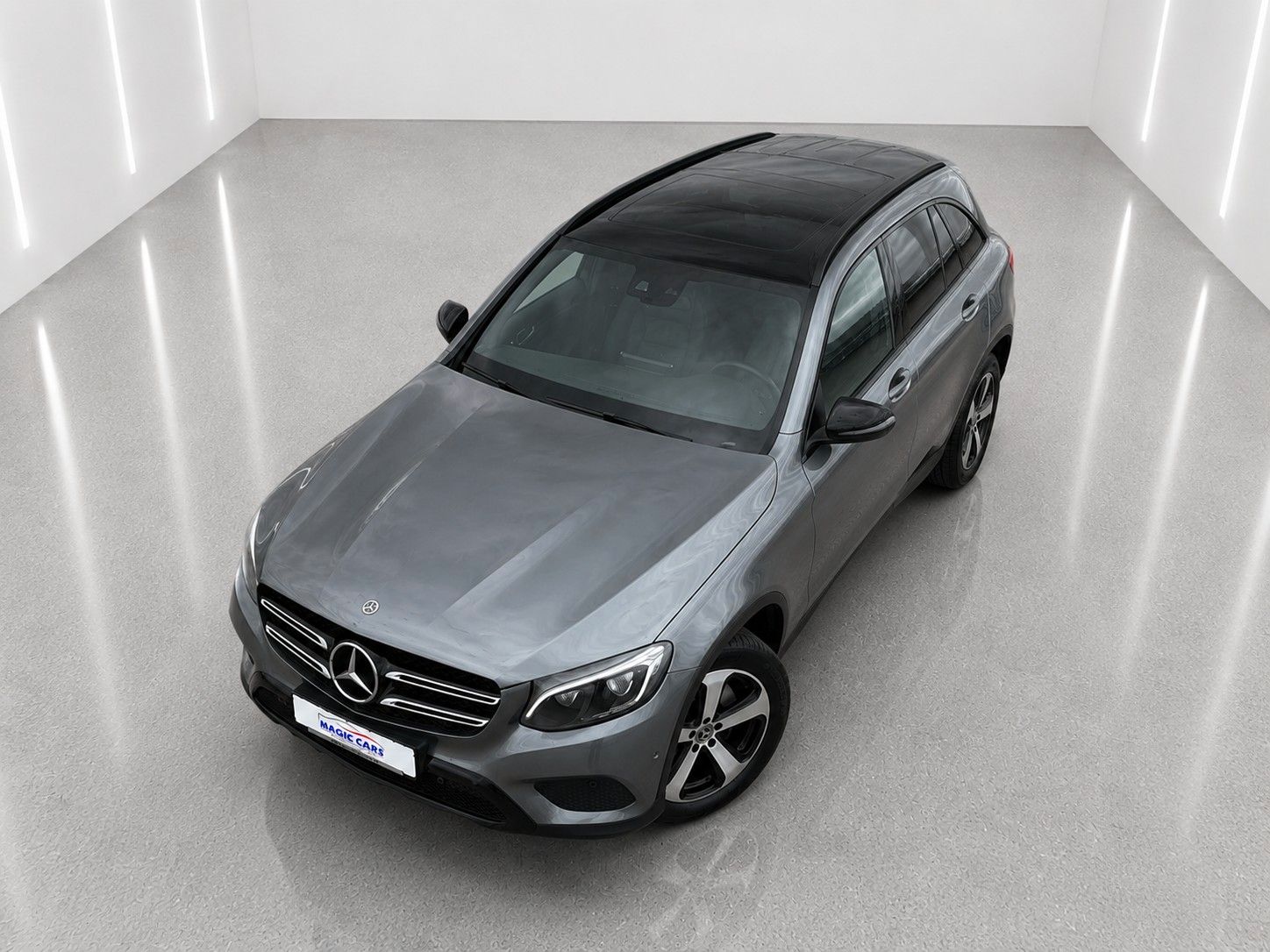Fahrzeugabbildung Mercedes-Benz GLC 220 d 4Matic 9G Exclusive*AMG-Int.*Pano*AHK* - mit KI generiert/bearbeitet