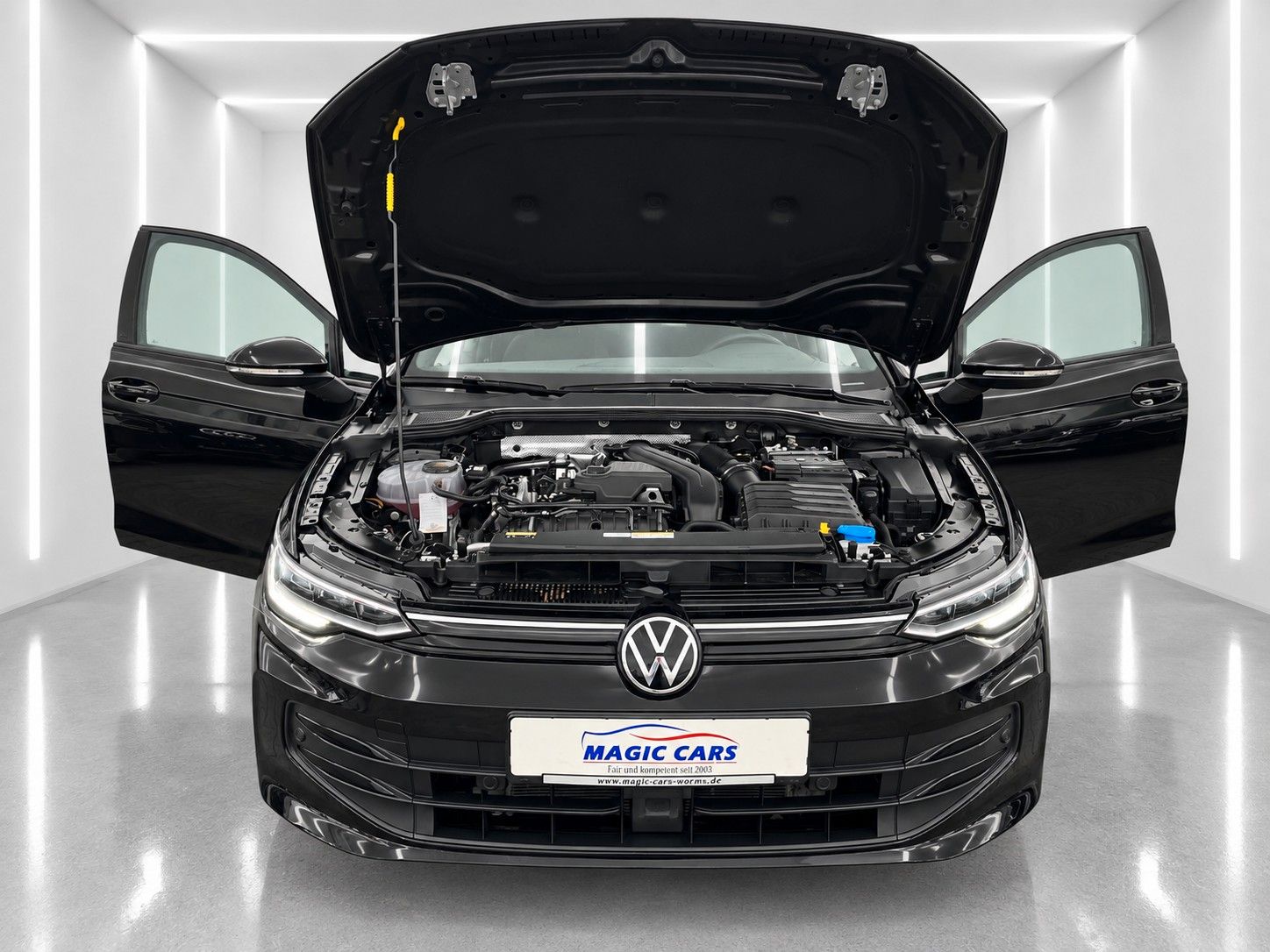 Fahrzeugabbildung Volkswagen Golf Variant 1.5 eTSI Life *Facelift*AHK*LED* - mit KI generiert/bearbeitet