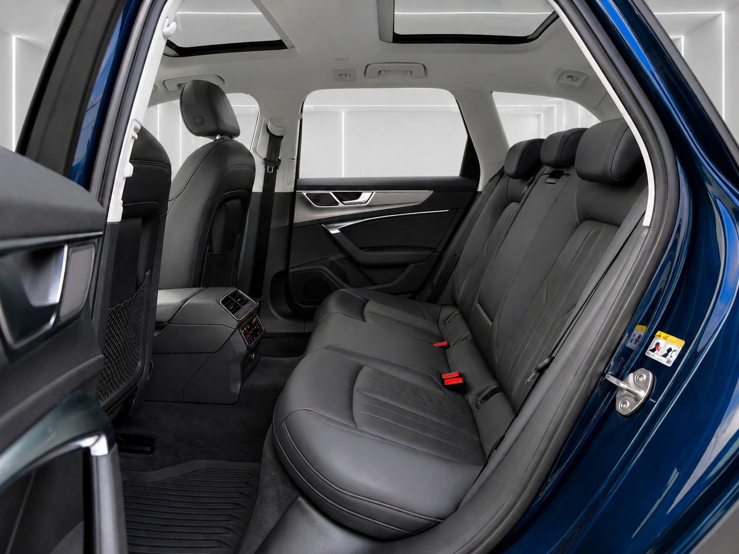 Fahrzeugabbildung Audi A6 Allroad* Pano-Dach*AHK*Luftfederung*Memory* - mit KI generiert/bearbeitet