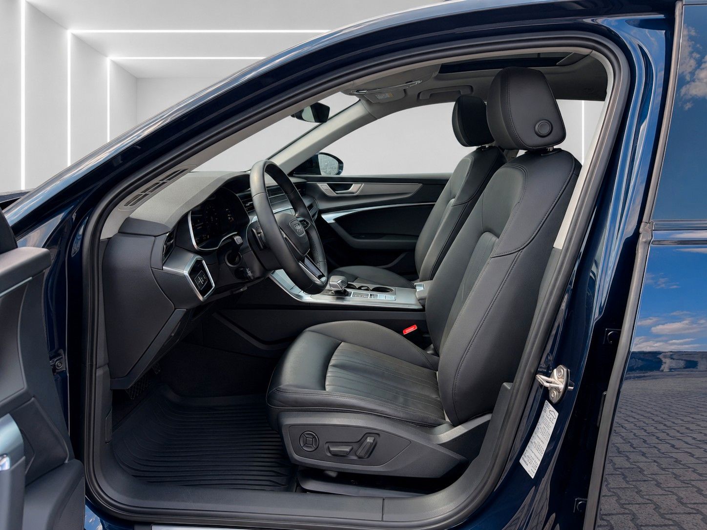 Fahrzeugabbildung Audi A6 Allroad* Pano-Dach*AHK*Luftfederung*Memory* - mit KI generiert/bearbeitet