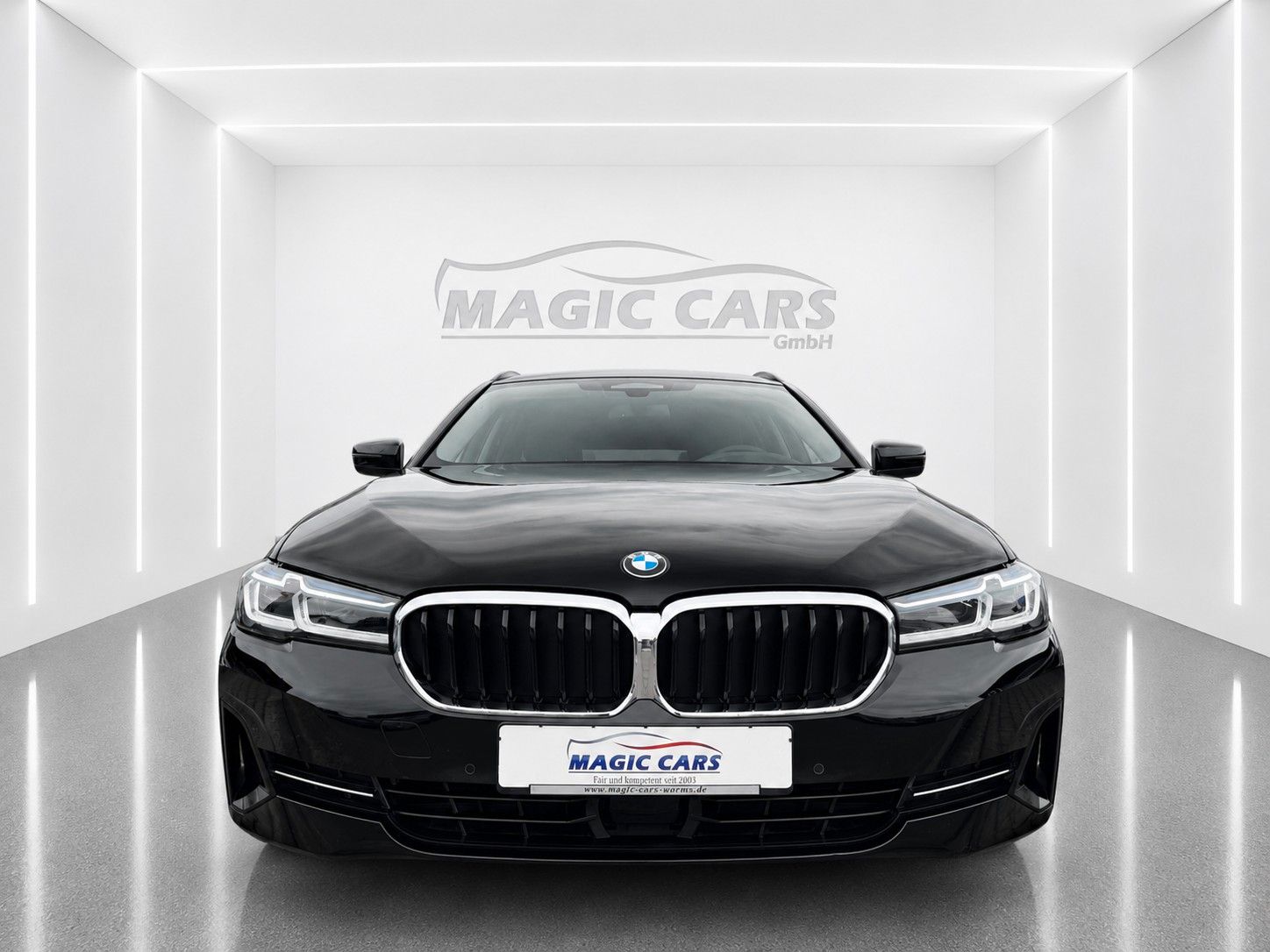 Fahrzeugabbildung BMW 520 i Touring Auto.*Laser*Head-Up*Keyl.*Fahrass. - mit KI generiert/bearbeitet