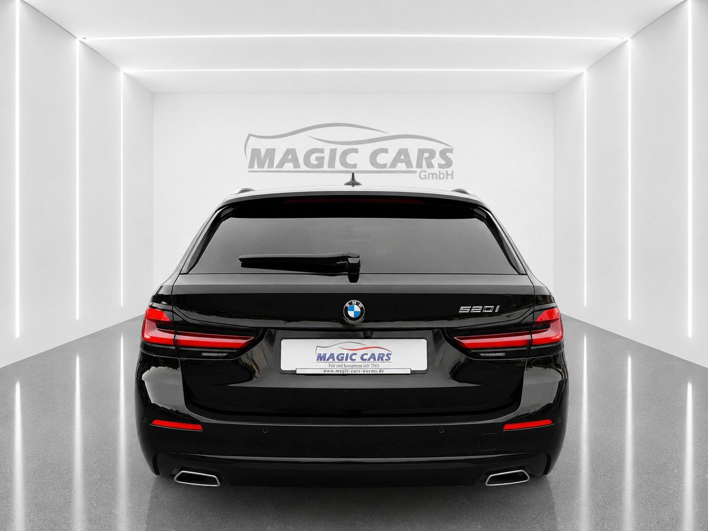 Fahrzeugabbildung BMW 520 i Touring Auto.*Laser*Head-Up*Keyl.*Fahrass. - mit KI generiert/bearbeitet