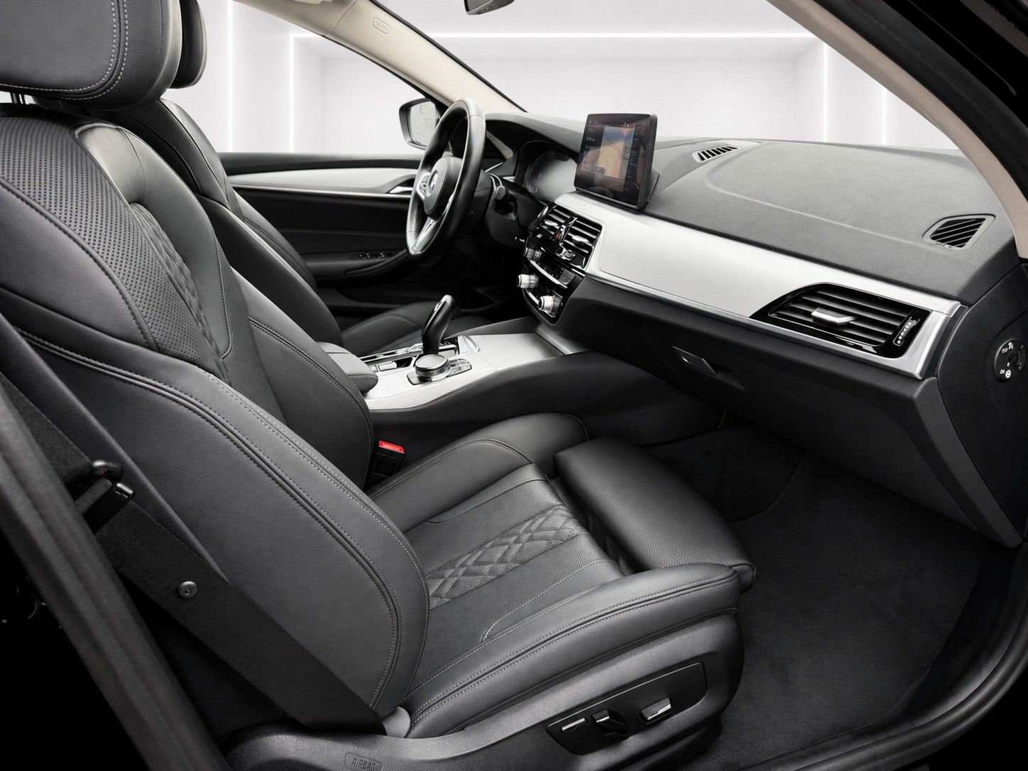 Fahrzeugabbildung BMW 520 i Touring Auto.*Laser*Head-Up*Keyl.*Fahrass. - mit KI generiert/bearbeitet