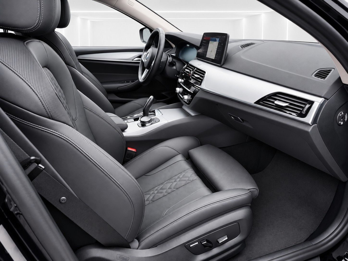 Fahrzeugabbildung BMW 520 i Touring Auto.*Laser*Head-Up*Keyl.*Fahrass. - mit KI generiert/bearbeitet