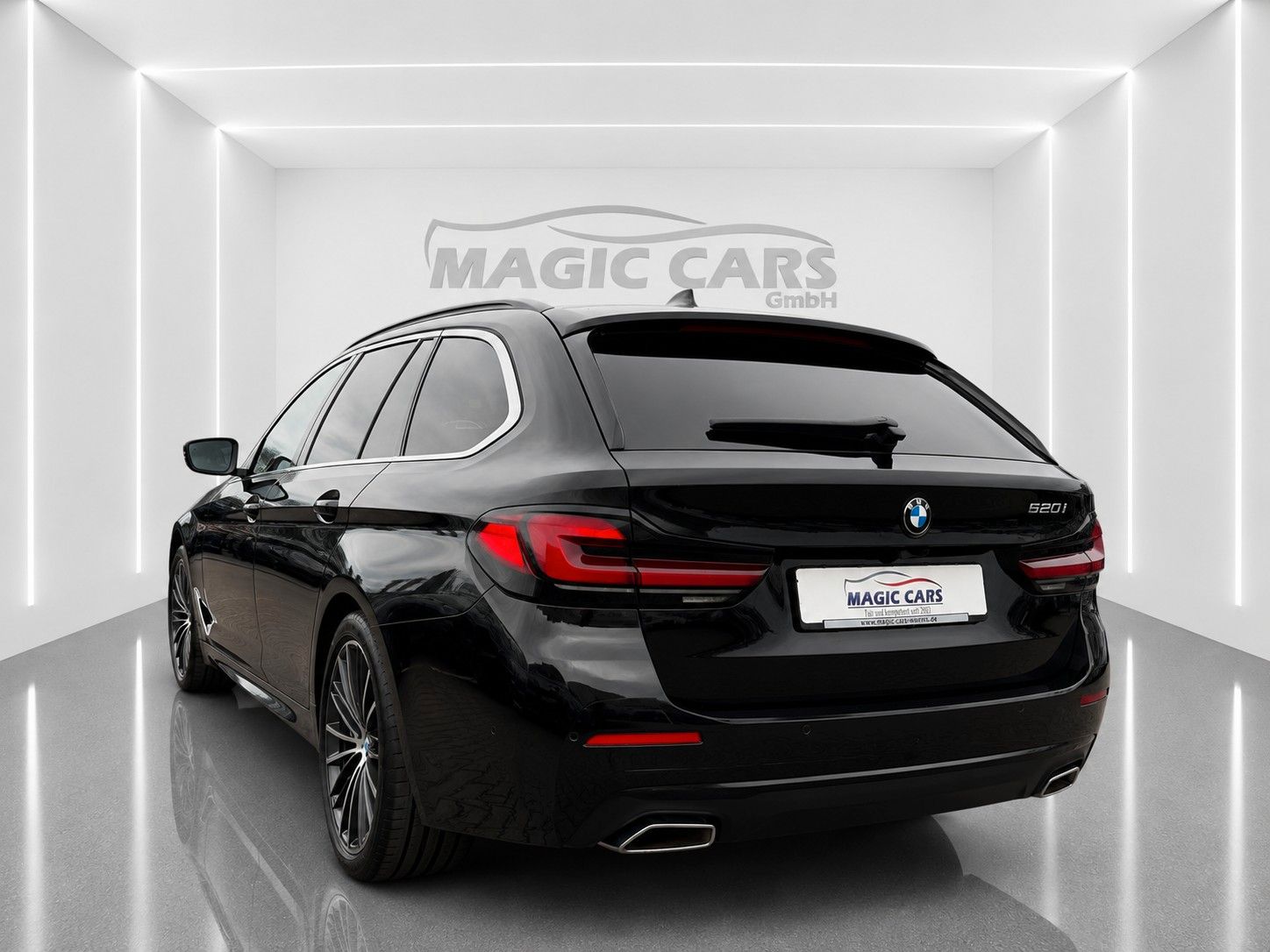Fahrzeugabbildung BMW 520 i Touring Auto.*Laser*Head-Up*Keyl.*Fahrass. - mit KI generiert/bearbeitet