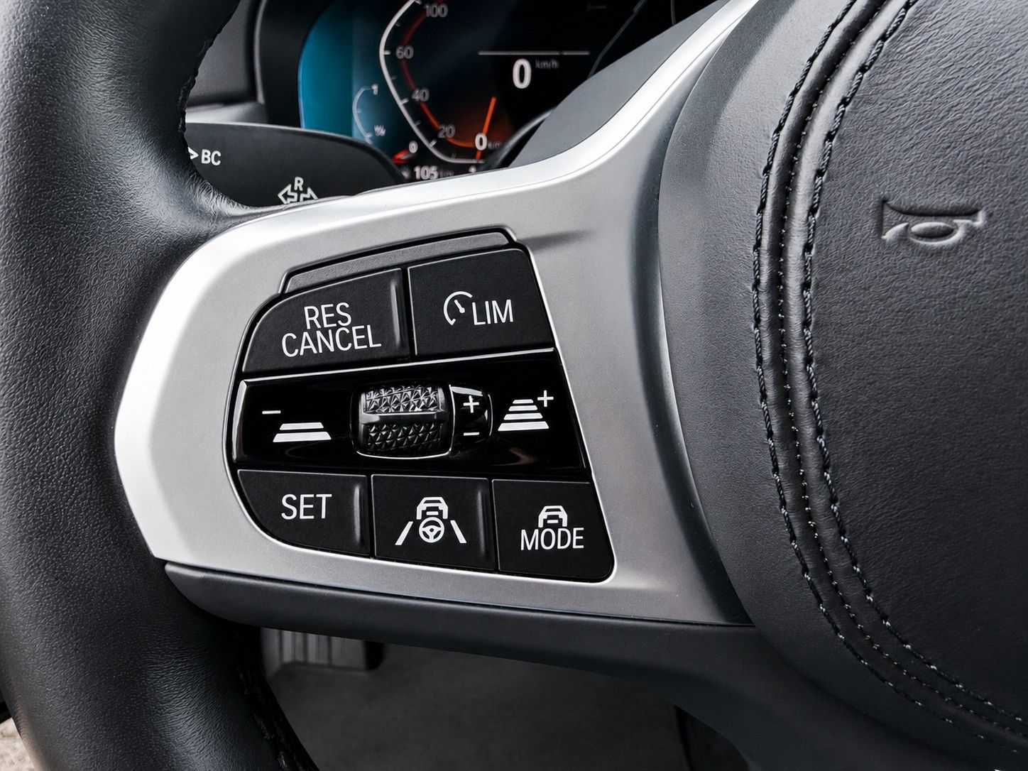 Fahrzeugabbildung BMW 520 i Touring Auto.*Laser*Head-Up*Keyl.*Fahrass. - mit KI generiert/bearbeitet