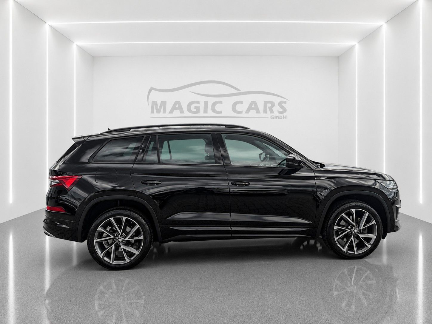 Fahrzeugabbildung SKODA Kodiaq 2.0 TSI 4x4 DSG Sportline*7-Sitze*Matrix* - mit KI generiert/bearbeitet