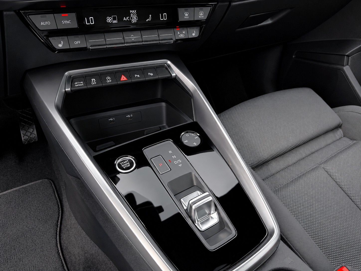 Fahrzeugabbildung Audi A3 35 TFSI Sportback advanced *Matrix*Pano* - mit KI generiert/bearbeitet
