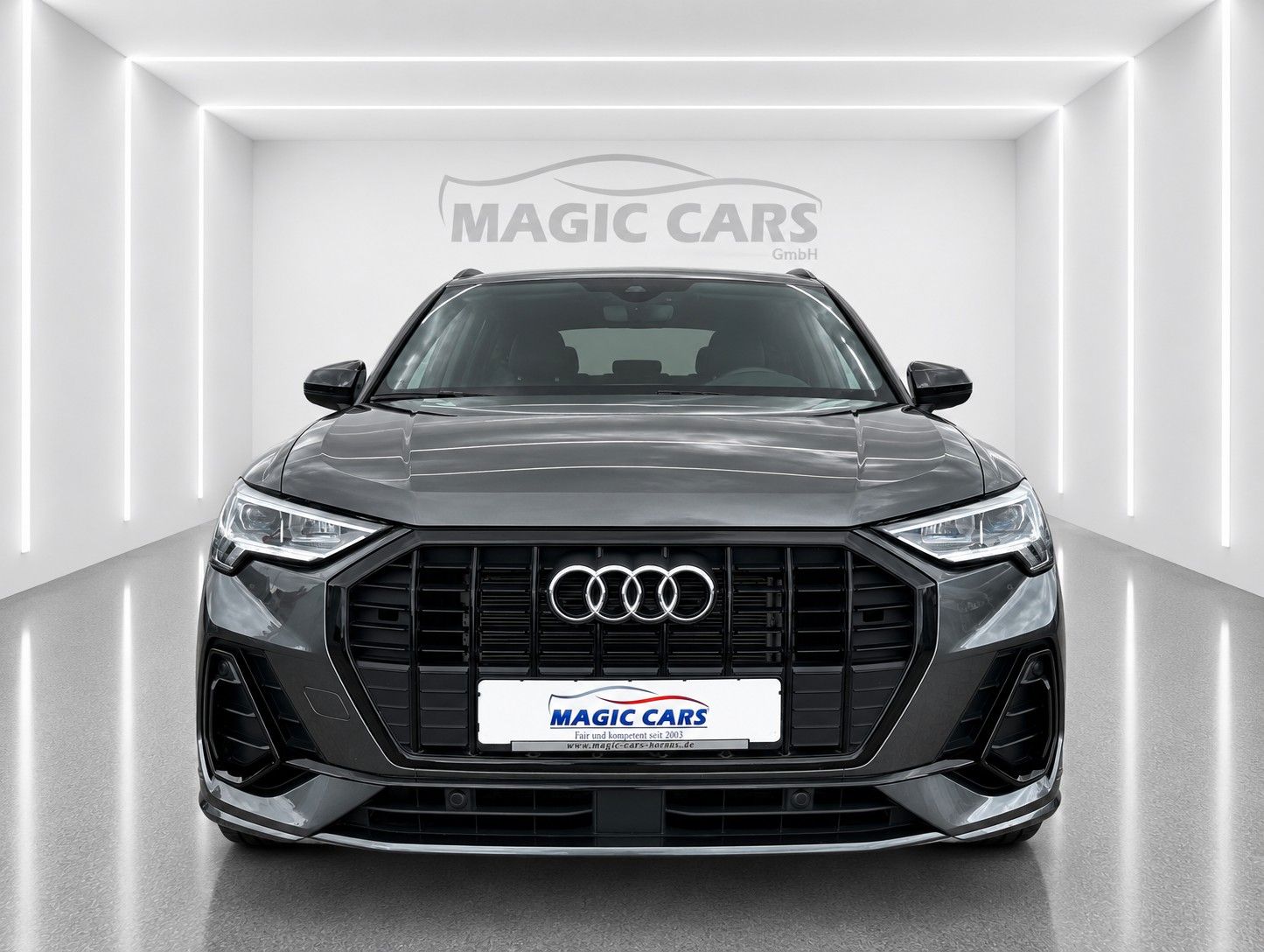 Fahrzeugabbildung Audi Q3 35 TFSI S line *Black-Style*LED*AHK*VIRTUAL* - mit KI generiert/bearbeitet