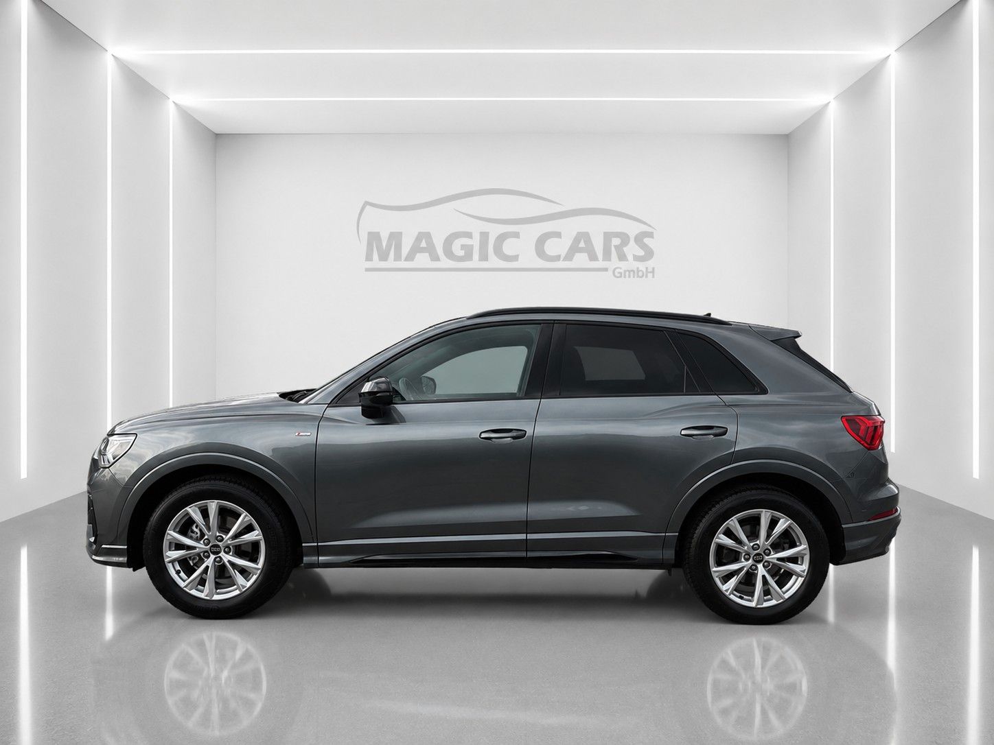 Fahrzeugabbildung Audi Q3 35 TFSI S line *Black-Style*LED*AHK*VIRTUAL* - mit KI generiert/bearbeitet