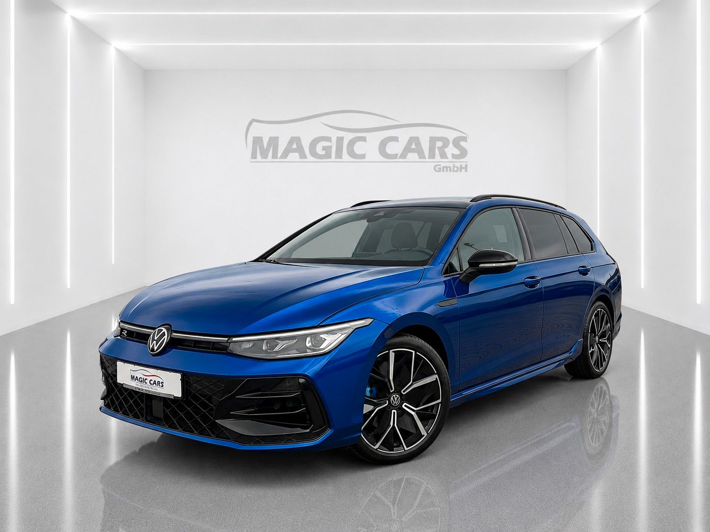 Fahrzeugabbildung Volkswagen Passat Variant 2.0TSI 4M R-Line Mega-Ausstattung - mit KI generiert/bearbeitet
