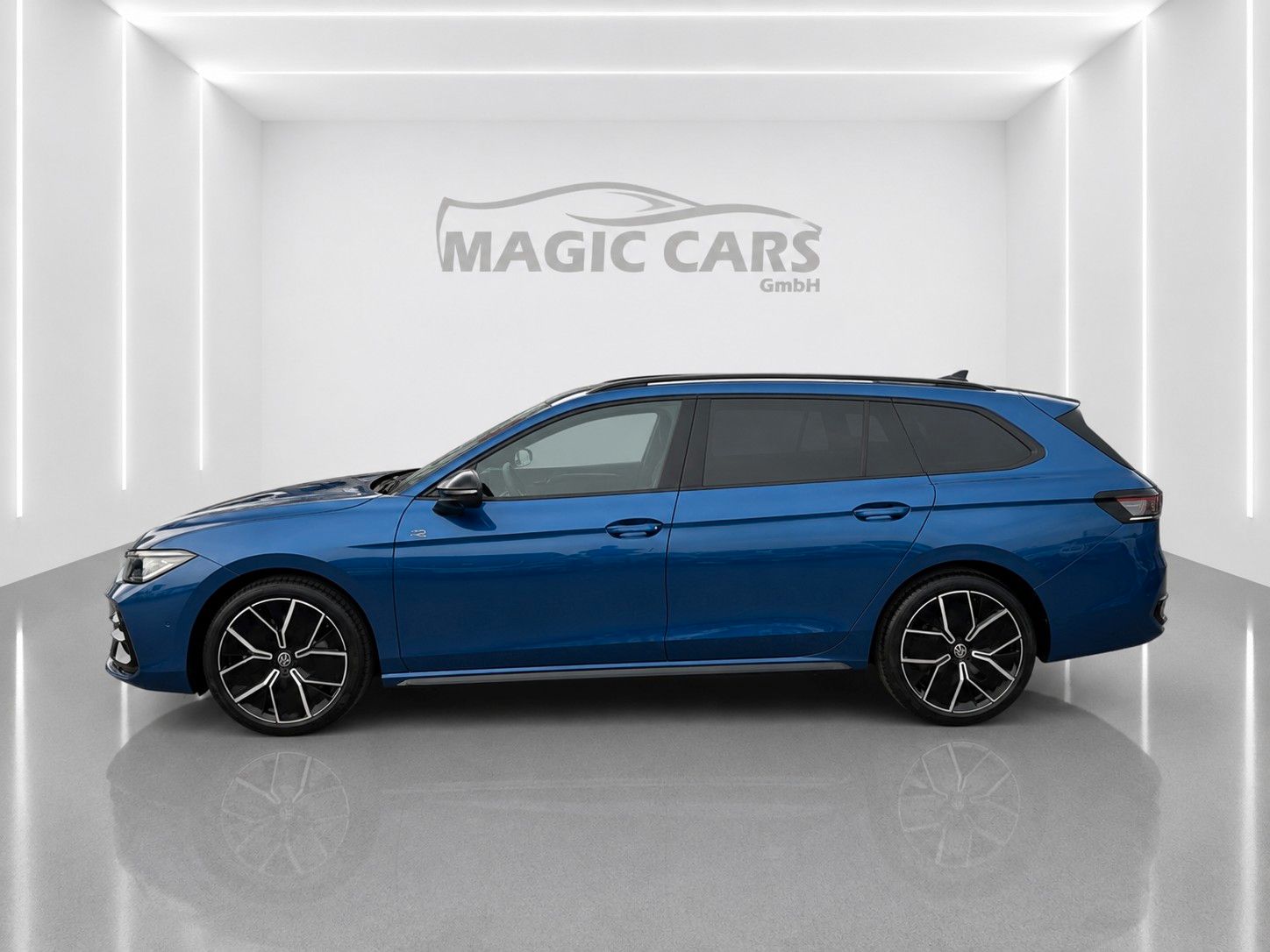 Fahrzeugabbildung Volkswagen Passat Variant 2.0TSI 4M R-Line Mega-Ausstattung - mit KI generiert/bearbeitet