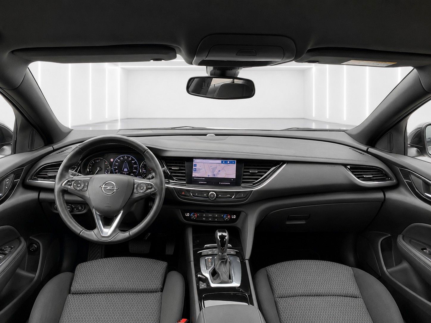 Fahrzeugabbildung Opel Insignia B Sports Tourer Business*Autom.*Flexri. - mit KI generiert/bearbeitet