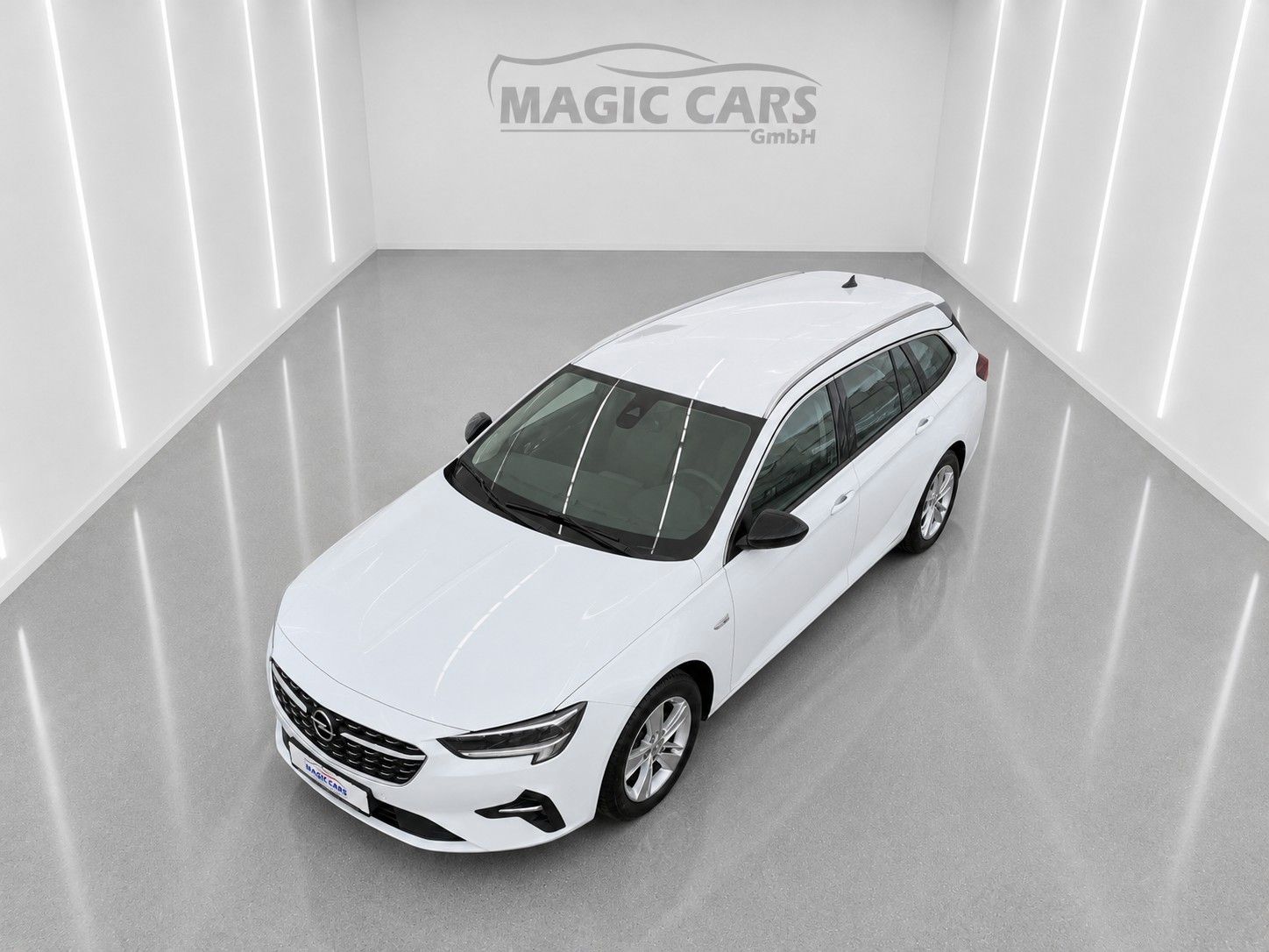 Fahrzeugabbildung Opel Insignia B Sports Tourer Business*Autom.*Flexri. - mit KI generiert/bearbeitet