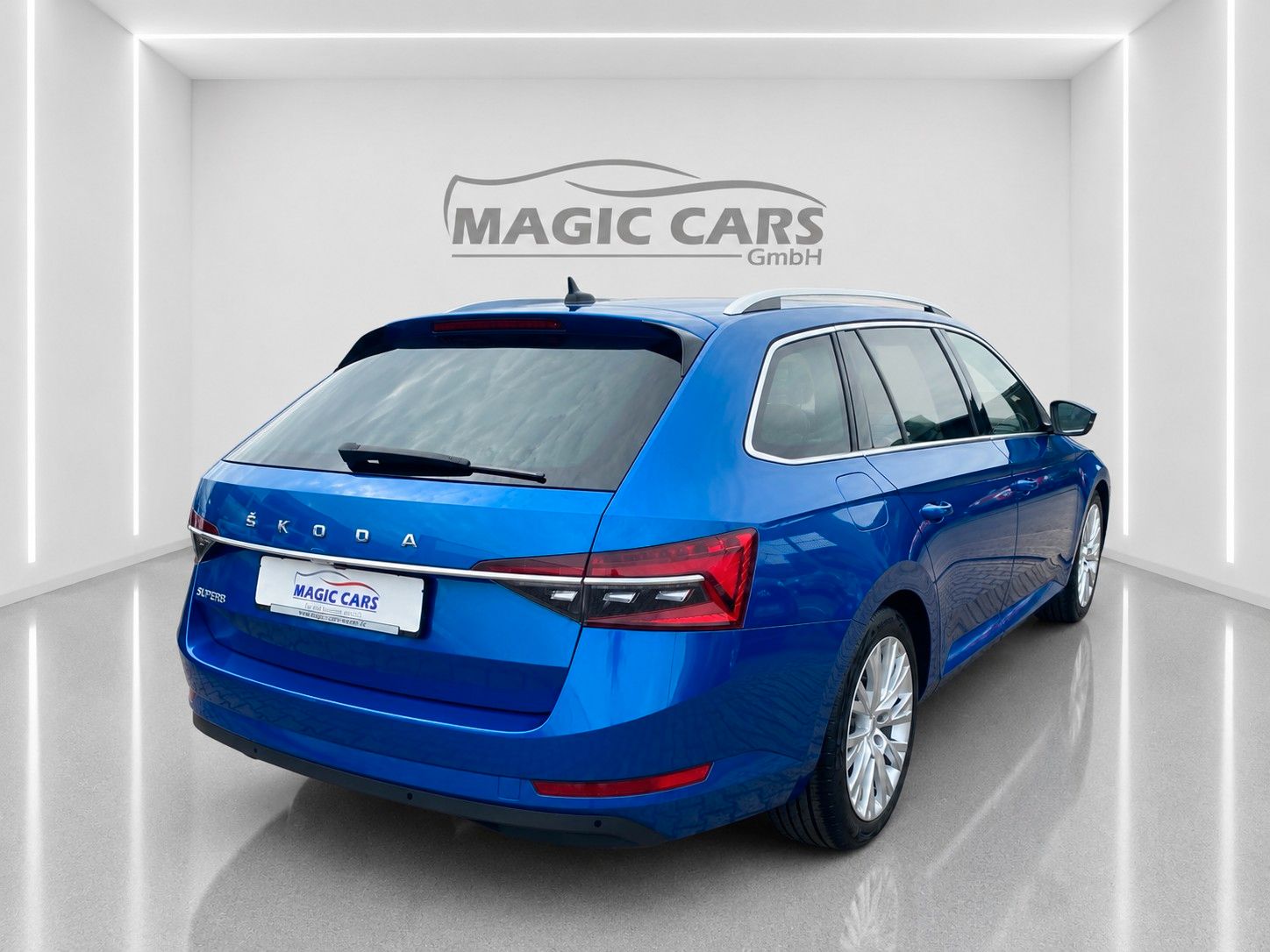Fahrzeugabbildung SKODA Superb Combi 2.0 TDI DSG Style*Mega-Ausstattung* - mit KI generiert/bearbeitet