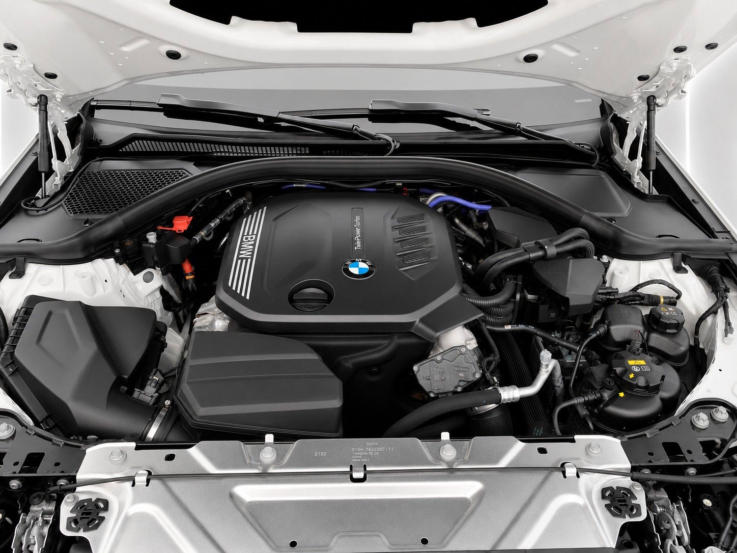 Fahrzeugabbildung BMW 320d Touring Aut. M Sport Shadow Line *Pano*AHK* - mit KI generiert/bearbeitet