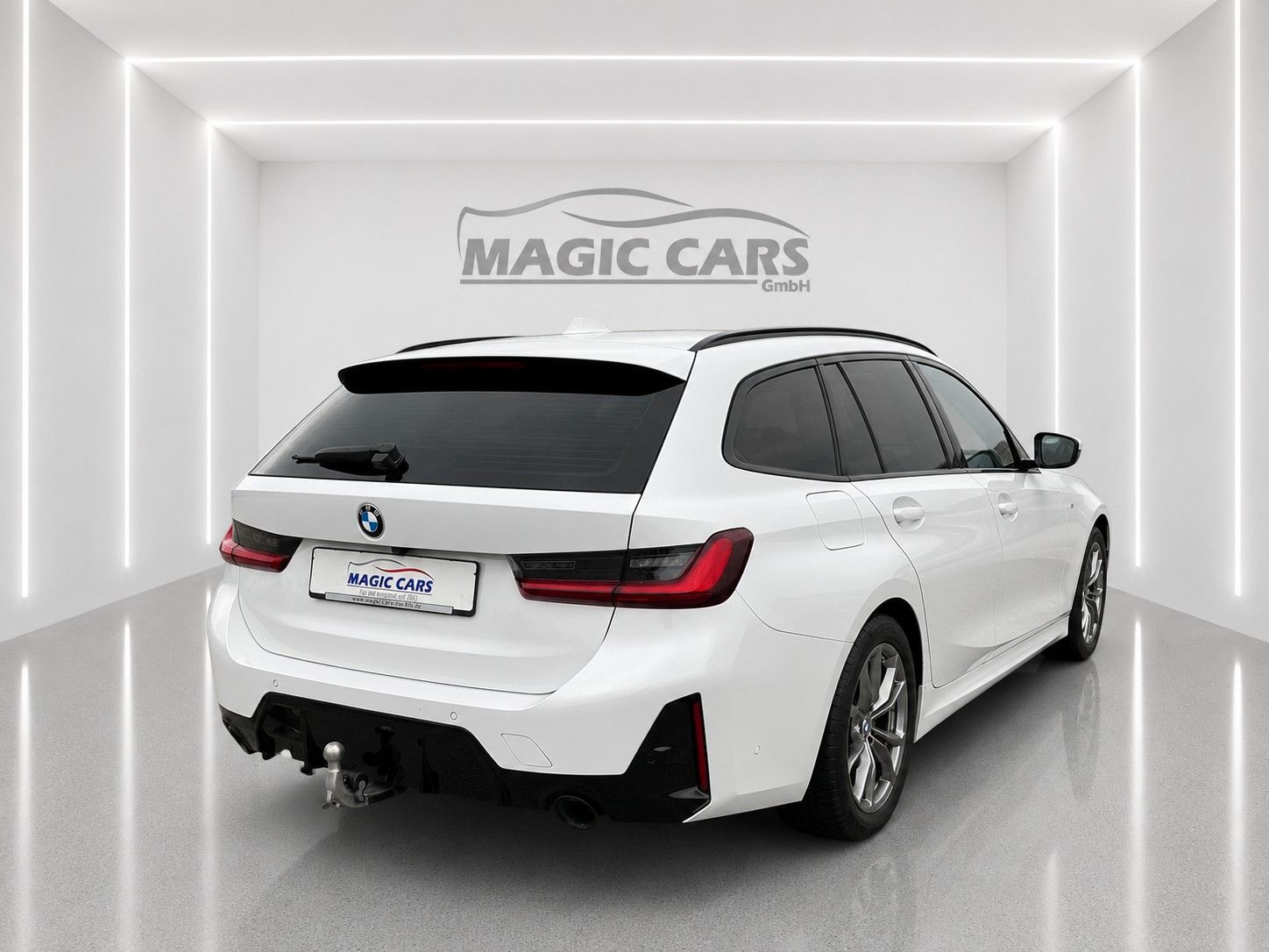Fahrzeugabbildung BMW 320d Touring Aut. M Sport Shadow Line *Pano*AHK* - mit KI generiert/bearbeitet