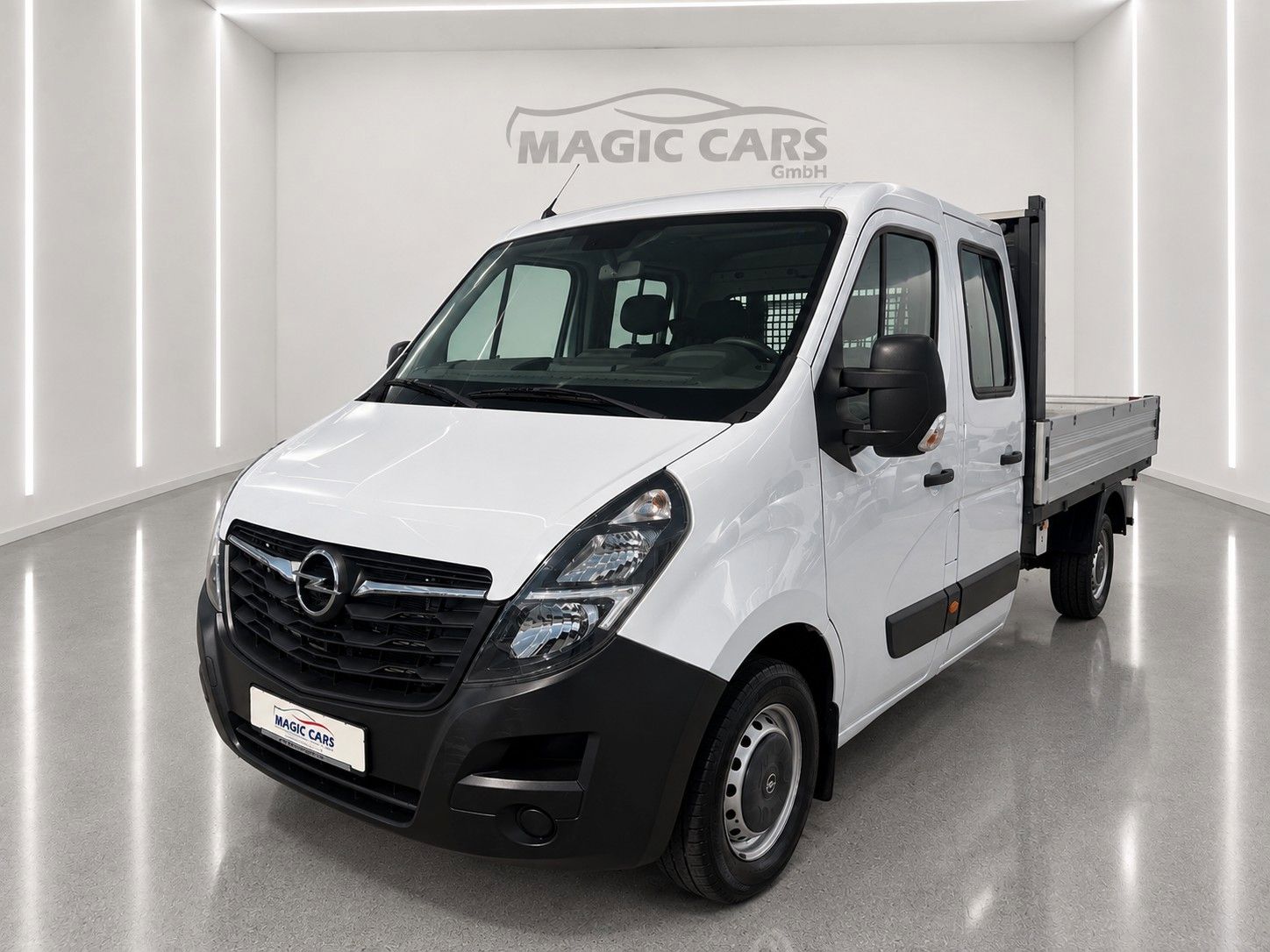Opel Movano B Pritsche 2.3 D L3H1 Doppelkabine *AHK* - mit KI generiert/bearbeitet