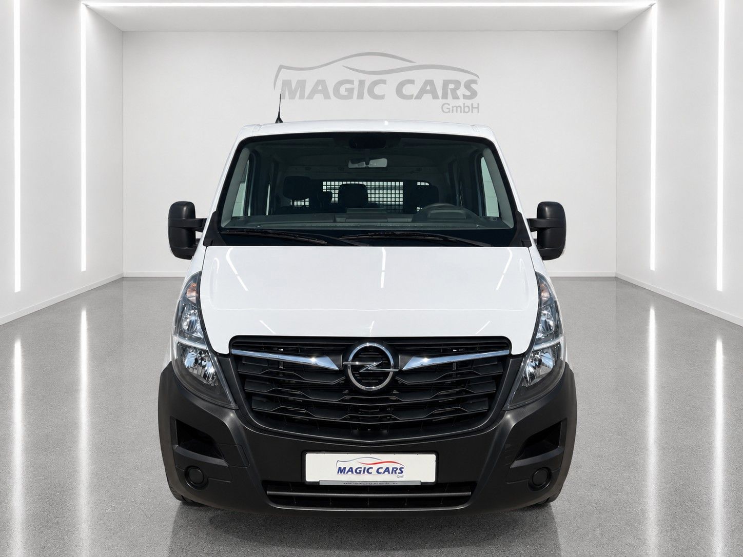 Fahrzeugabbildung Opel Movano B Pritsche 2.3 D L3H1 Doppelkabine *AHK* - mit KI generiert/bearbeitet